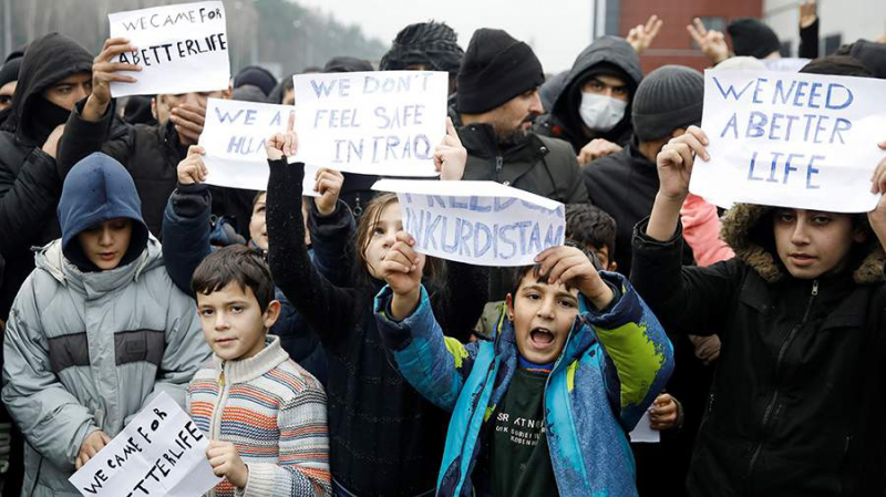 Мигранты устроили бунт в центре для иностранцев в Польше