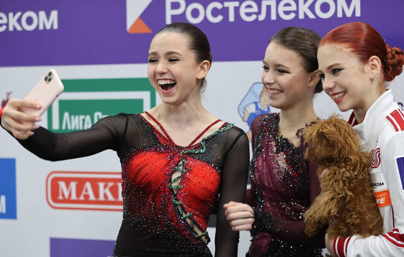 Фигуристки Валиева, Трусова и Щербакова вошли в состав сборной России на чемпионат Европы

