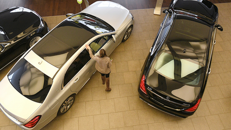 Минпромторг задумался о повышении ценовой планки для налога на роскошные авто