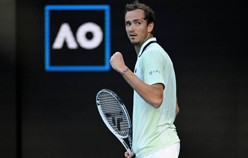 Теннисист Медведев вышел в третий круг Australian Open

