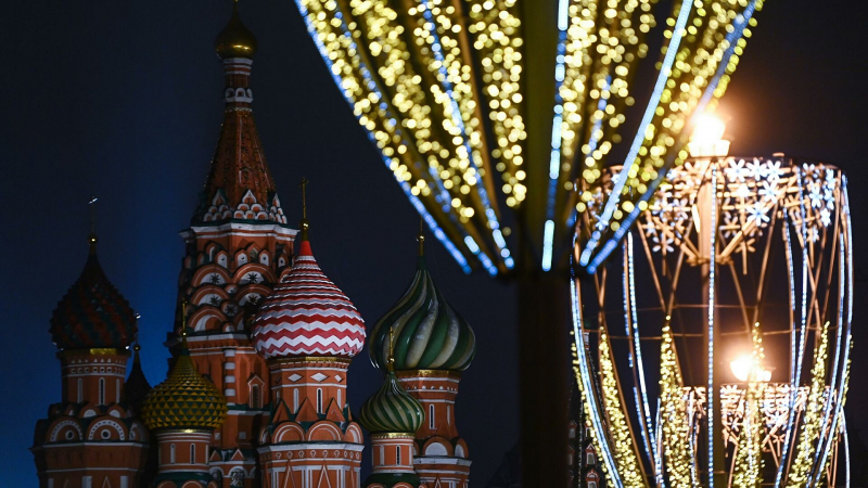За работой иллюминации в Москве следят более 30 бригад специалистов