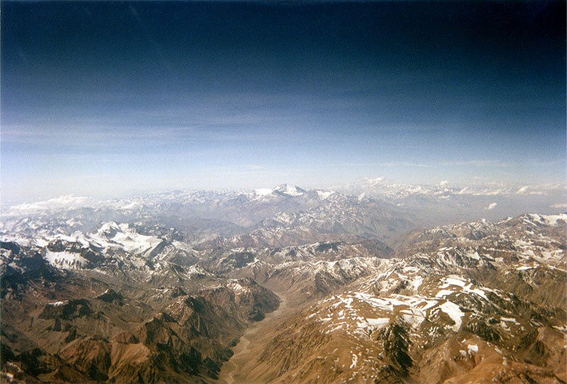 Анды близ границы Аргентины и Чили. Источник: https://commons.wikimedia.org