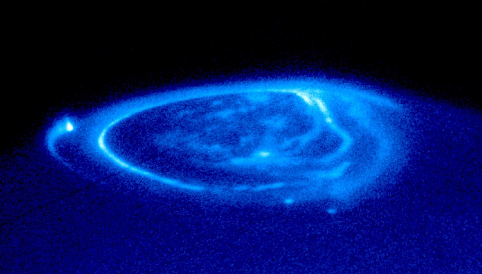 Полярное сияние на Юпитере, снимок телескопа «Хаббл» в ультрафиолете.