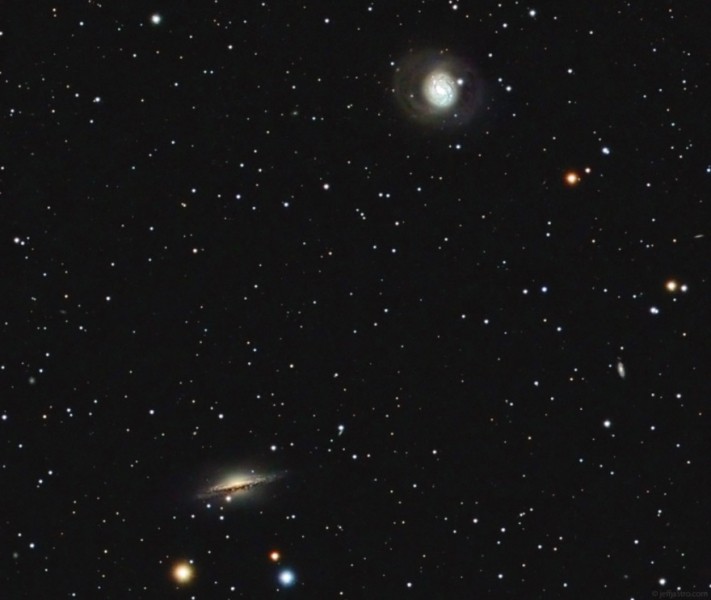 Спиральная галактика M77