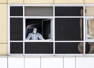 На Украине предсказали резкий рост смертности от COVID-19