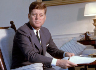 США опубликуют новые данные об убийстве Кеннеди