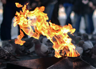 Вечный огонь в Кишиневе погасили для экономии газа