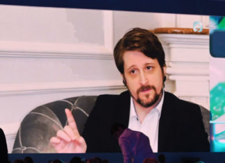 Сноуден после решения суда назвал Ассанжа политзаключенным