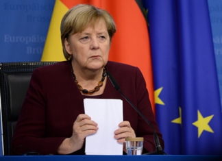 В Германии задумали запретить непривитым посещать магазины