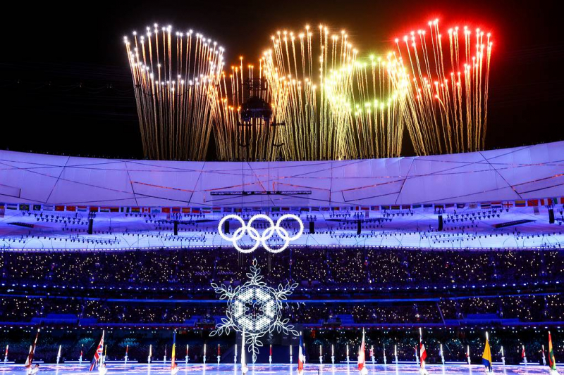 Президент МОК Томас Бах объявил Олимпийские игры в Пекине закрытыми

