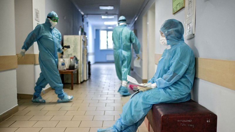 В Москве за сутки госпитализировали 1566 пациентов с COVID-19