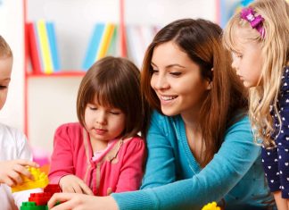 Как найти идеальную няню для ребенка?