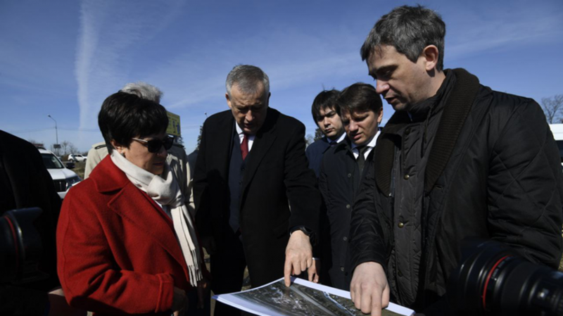 Путин поощрил Дрозденко за вклад в сохранение памяти защитников Отечества