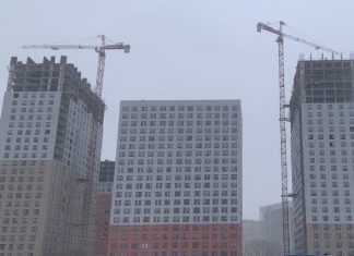 Жители 460 домов приступили к переезду с начала реновации