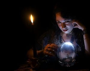 Что входит в услуги ясновидящих?