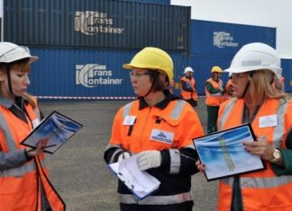 Как организовать доставку сотрудников к месту работы?