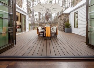 Как выбрать террасную доску из ДПК?