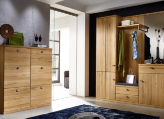 5 причин выбрать мебель для прихожей из дерева