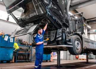 Ремонт грузовых автомобилей: нюансы процедуры