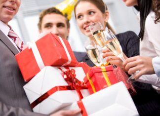 ТОП- подарков деловым партнерам по любому случаю