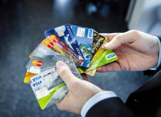 Почему растет популярность кредитных карт в России?