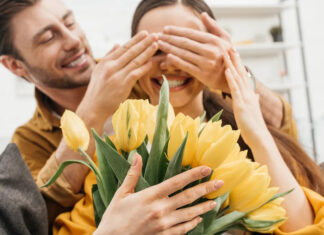 Когда и кому дарить тюльпаны с доставкой
