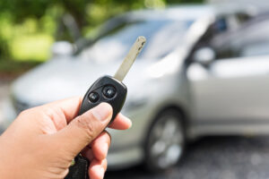 Benefits of car keys replecement in a service