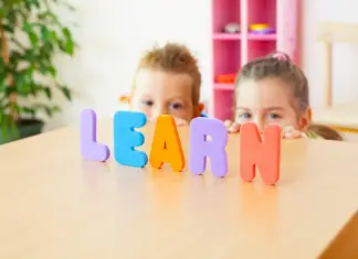 Как интересно научить детей английскому языку