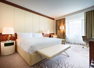 Бизнес-отель «Ренессанс»