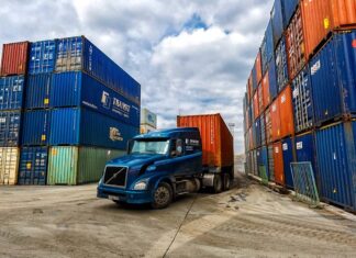 Перевозка морских контейнеров, включая до терминалов — суть процесса