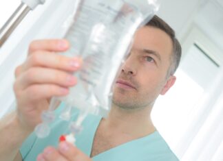 Как выводят из запоя на дому и в стационаре