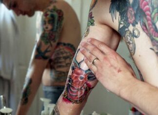 Как ухаживать за тату летом?