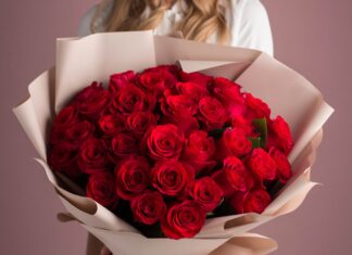 Как и когда дарить красные розы