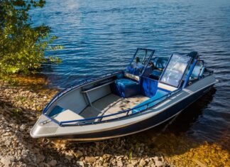 Как выбрать моторную лодку для прогулок и рыбалки