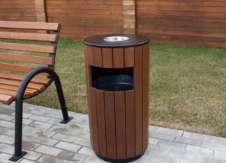 Разнообразие и плюсы металлических урн для мусора
