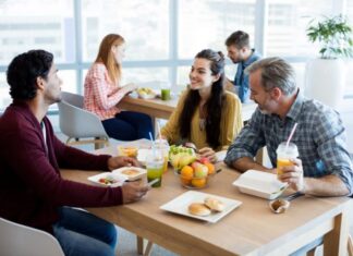 Как организовать питание на производстве