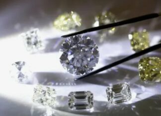 Как продать бриллианты выгодно: секреты профессионального выкупа