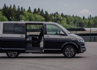 Аренда минивэна «Стандарт» с водителем: комфорт и удобство в каждой поездке