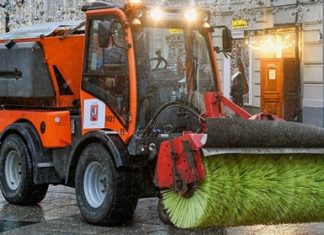 Коммунальная техника: сферы применения и польза для городской среды