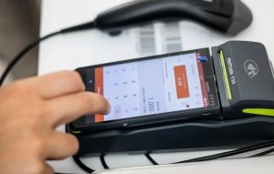 Как выбрать онлайн-кассу с эквайрингом в 2025 году