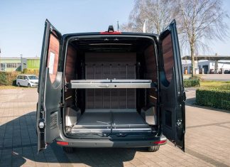 Заказать катафалк: как выбрать и что учитывать