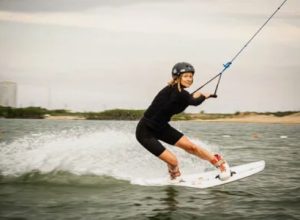 Что такое вейкбординг: от новичка до профессионала