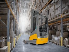 Техника для склада: от рохлей до погрузчиков — выбираем оптимальное решение