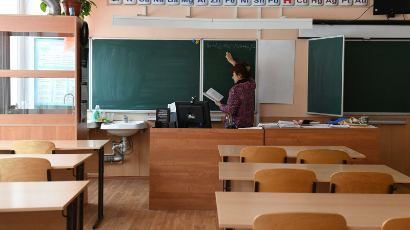Комитет Госдумы обсудит нормирование организации "продленок" в школах