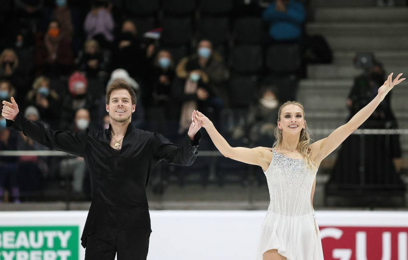 Синицина и Кацалапов стали двукратными чемпионами Европы в танцах на льду

