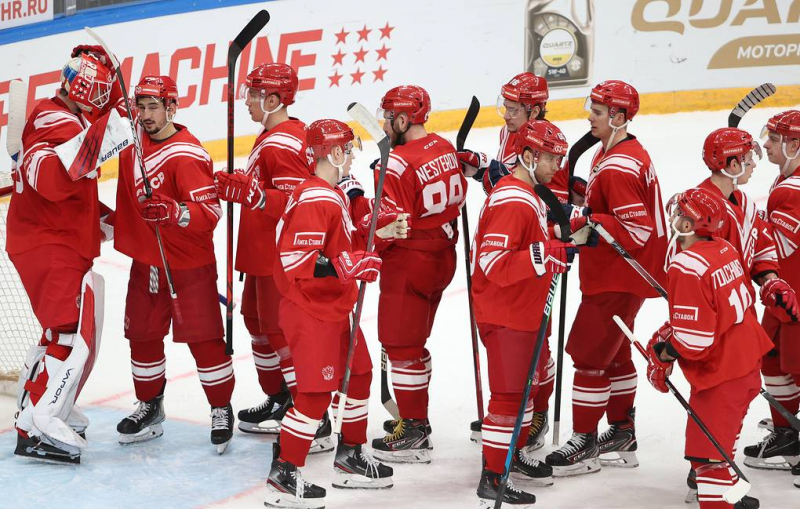 В состав сборной России на Олимпиаду в Пекине вошли 25 хоккеистов основы и шесть запасных

